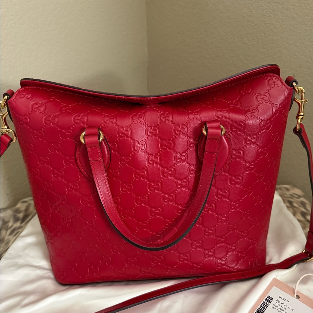 Gucci Red Embossed Leather Guccissima Linea A Foldover bag